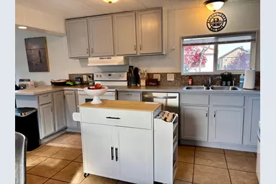975 E 1175 S #40, Kaysville, UT 84037 - Photo 4