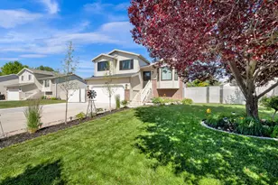 1602 N 725 W, Clinton, UT 84015 - Photo 4
