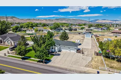 14664 S 2700 W, Bluffdale, UT 84065 - Photo 2