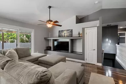 9642 S 1630 W, South Jordan, UT 84095 - Photo 6