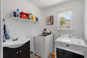 9642 S 1630 W, South Jordan, UT 84095 - Photo 12