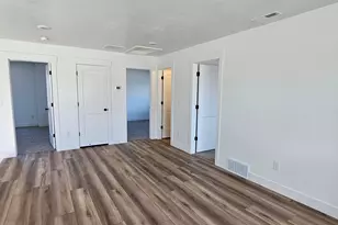 522 E Gilmour, Grantsville, UT 84029 - Photo 12