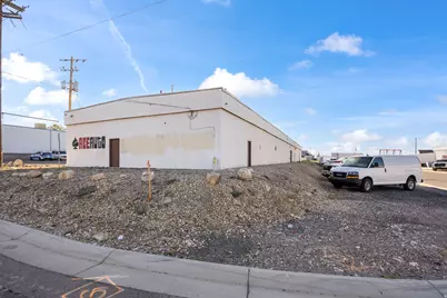 5162 W Lightning Ln S, Kearns, UT 84118 - Photo 8