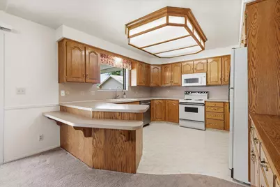 1205 N 1600 E, Logan, UT 84341 - Photo 12