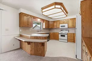 1205 N 1600 E, Logan, UT 84341 - Photo 12