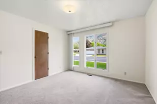 1205 N 1600 E, Logan, UT 84341 - Photo 22