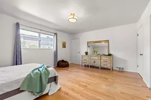 3385 S Pioneer St, Salt Lake City, UT 84109 - Photo 6