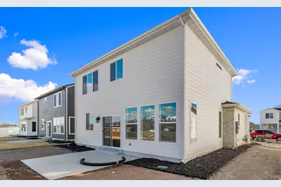 708 N 600 W #107, Tremonton, UT 84337 - Photo 2