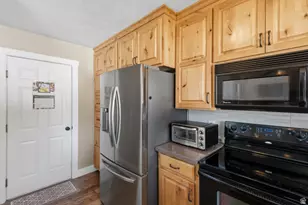 3462 W Melody Creek Cir S, Riverton, UT 84065 - Photo 12