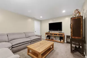 3462 W Melody Creek Cir S, Riverton, UT 84065 - Photo 30