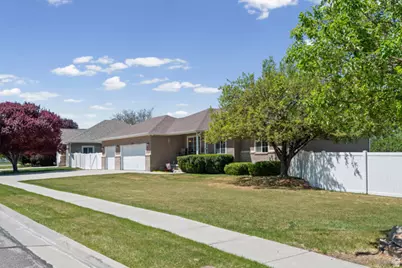 3462 W Melody Creek Cir S, Riverton, UT 84065 - Photo 4
