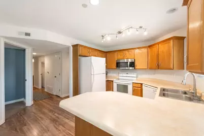 242 E Spencer Peak Way #G3, Draper, UT 84020 - Photo 2