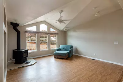 1055 S Red Hills Ave, Kanab, UT 84741 - Photo 12