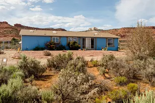 1055 S Red Hills Ave, Kanab, UT 84741 - Photo 2