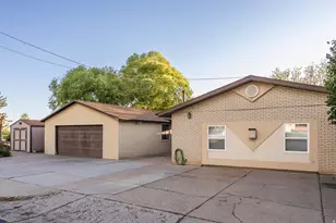 2124 E Cherry Ln, Layton, UT 84040 - Photo 26