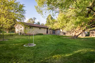 2124 E Cherry Ln, Layton, UT 84040 - Photo 28