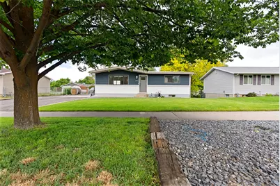 285 W 300 N, Smithfield, UT 84335 - Photo 2