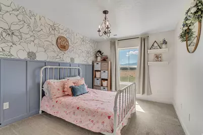9399 N Vernham Ln, Eagle Mountain, UT 84005 - Photo 16