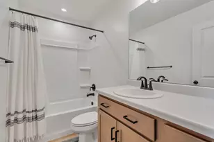 9399 N Vernham Ln, Eagle Mountain, UT 84005 - Photo 18