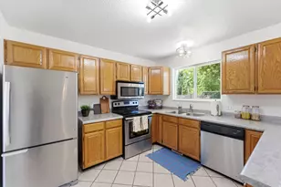 604 S 640 W, Lehi, UT 84043 - Photo 6