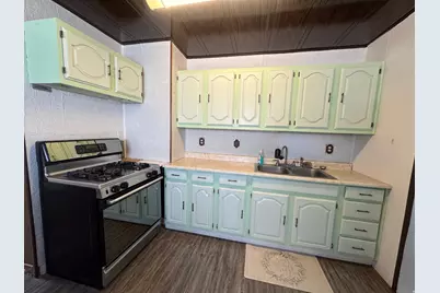 108 1st W, East Carbon, UT 84520 - Photo 6