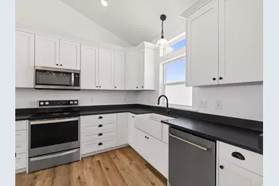 1257 N 1350 E, Mapleton, UT 84664 - Photo 12
