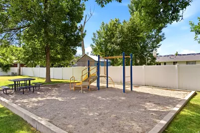 80 Peregrine Ln #14, Bountiful, UT 84010 - Photo 20