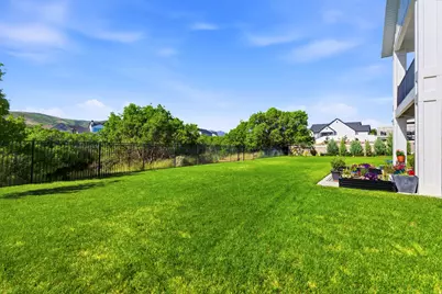 6829 W Smoky Oaks Ln, Herriman, UT 84096 - Photo 42