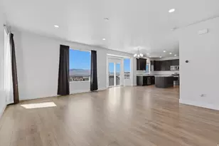 609 W Summit View Way, Lehi, UT 84043 - Photo 4