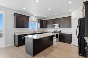609 W Summit View Way, Lehi, UT 84043 - Photo 6