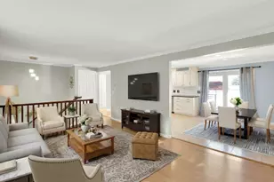 7187 S 1700 E, Cottonwood Heights, UT 84121 - Photo 4