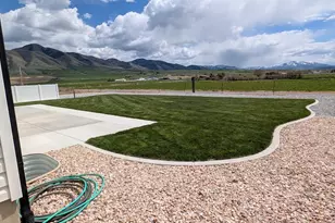 758 E 675 S, Hyrum, UT 84319 - Photo 14