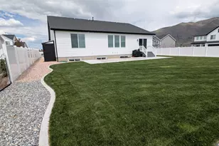 758 E 675 S, Hyrum, UT 84319 - Photo 4