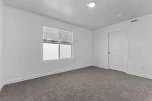 1874 S Queens Garden Ln, Washington, UT 84780 - Photo 20
