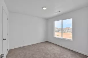2133 S Wolverine Way, Washington, UT 84780 - Photo 14