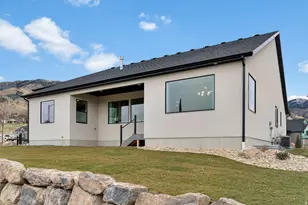 1347 N 1275 Ln E, Logan, UT 84341 - Photo 4