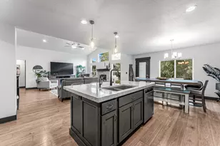 313 E Old Maple Rd S, South Weber, UT 84405 - Photo 12