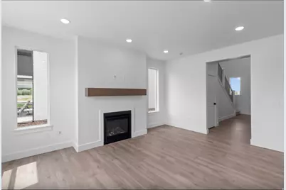 628 W 760 N #205, Tremonton, UT 84337 - Photo 4