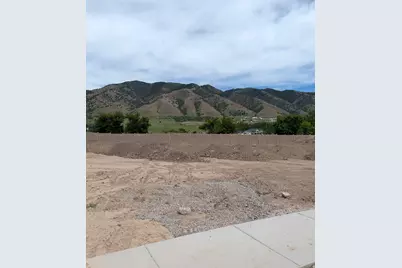 676 N 275 E, Providence, UT 84332 - Photo 2
