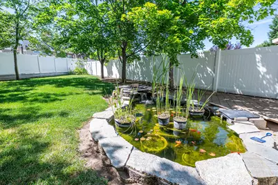 2090 E Greenwich Cir S, Sandy, UT 84093 - Photo 18