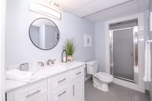 2090 E Greenwich Cir S, Sandy, UT 84093 - Photo 12