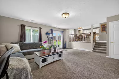 990 W 2600 N, Layton, UT 84041 - Photo 20