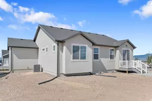559 W Williams Ln, Grantsville, UT 84029 - Photo 4