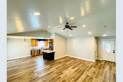 1663 E 440 S, Price, UT 84501 - Photo 4