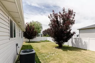 1145 W 2640 S, Nibley, UT 84321 - Photo 16