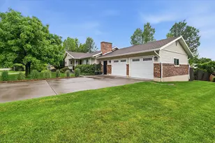 85 N 100 E, Millville, UT 84326 - Photo 32