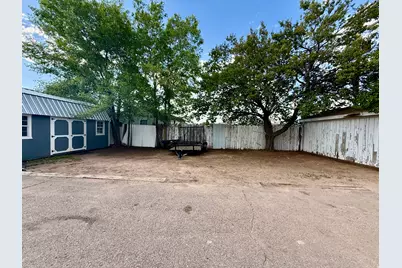 200 W 100 S, Roosevelt, UT 84066 - Photo 32