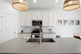 2454 W Wysteria Dr, Mapleton, UT 84664 - Photo 8