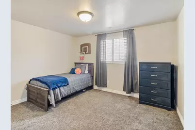 1886 S 3475 W, Syracuse, UT 84075 - Photo 24
