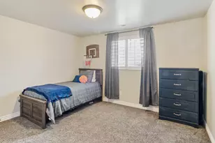 1886 S 3475 W, Syracuse, UT 84075 - Photo 24